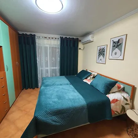 Διαμέρισμα 1 *